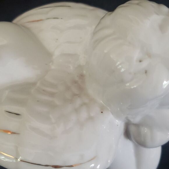 Adorable Vintage Porcelain Angel Lying on Stomach Leaning Chin on Hands 7.5" - Picture 9 of 9